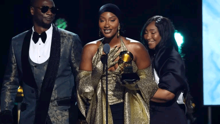 Tems-receiving-Best-African-Music-Performance-award-at-67th-Grammys-on-Sunday